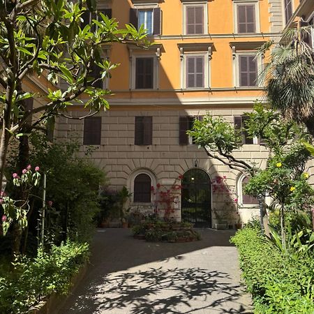 Appartamento Larisarooms Rzym Zewnętrze zdjęcie